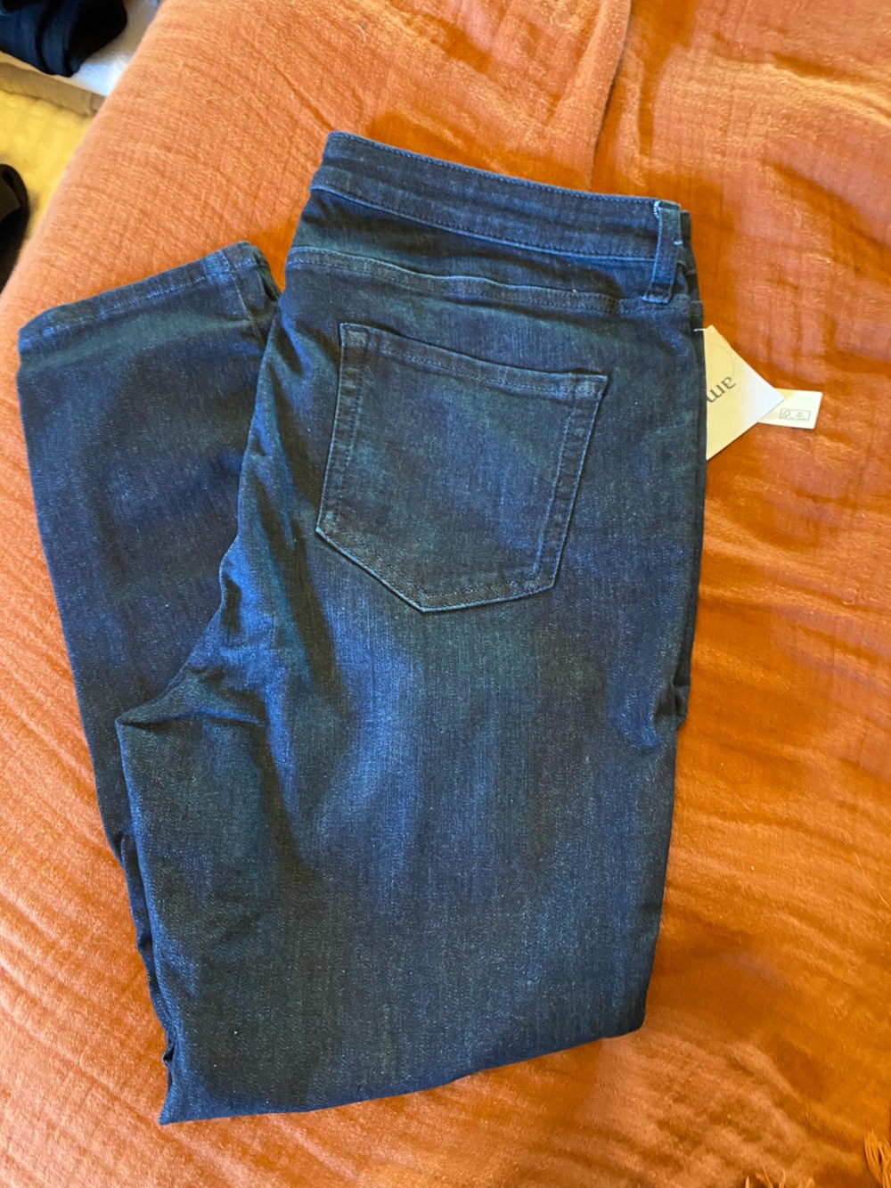 Amazon Essentials Slim Straight Jeans in Dark Blue
